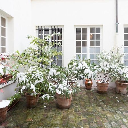 Charming Appartment In Le Marais Париж Екстериор снимка