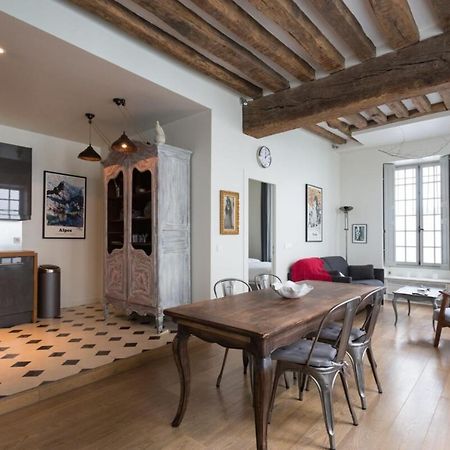 Charming Appartment In Le Marais Париж Екстериор снимка